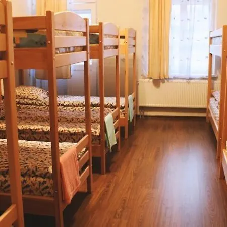 Newplay Hostel-2